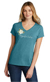 Magnolia Ladies T-shirt & Sweatshirt